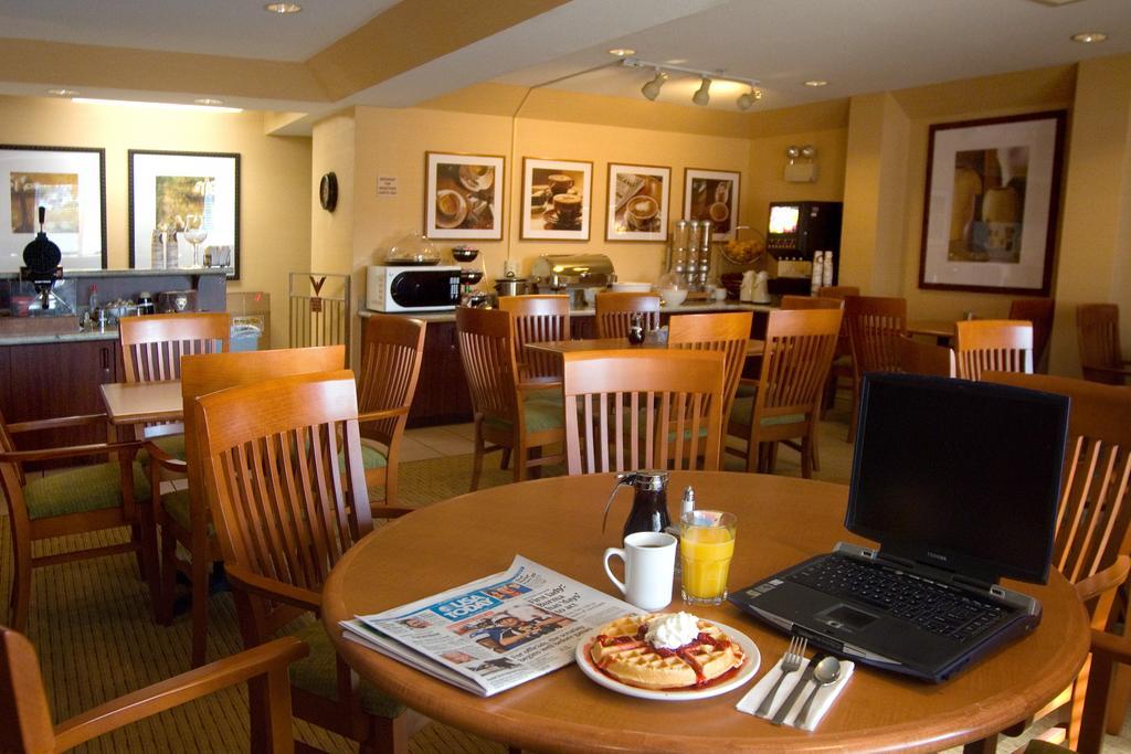 The Hotel סאלם מסעדה תמונה
